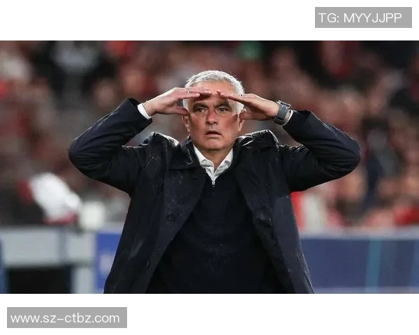 穆里尼奥94分钟绝杀挥拳庆祝：激情、荣耀与永恒的经典时刻